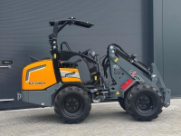 Shovel / Wiellader / Kniklader Giant G2700hd+