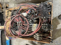 Diverse gebruikte onderdelen  Ventielenblokken, Bodemkabel, Hydrauliek, diversen