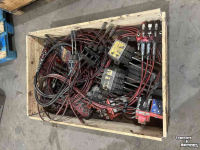 Diverse gebruikte onderdelen  Ventielenblokken, Bodemkabel, Hydrauliek, diversen