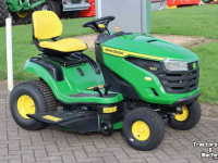Zitmaaier John Deere X127