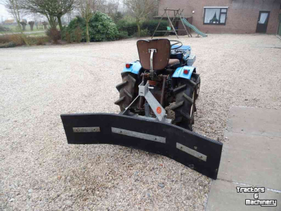 Compact tractor Mitsubishi 15 pk