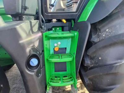 Tractor / Trekker John Deere 6R250