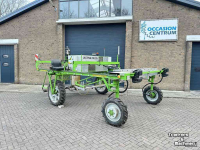 Tractor / Trekker  Lasting Fields Werktuigendrager