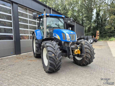 Tractor / Trekker New Holland T 6080