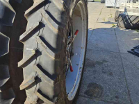 Wielen, Banden, Velgen & Afstandsringen  Molcon 7-ster 12.4R46. 300/95R46