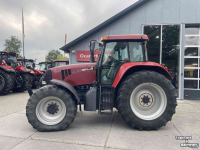 Tractor / Trekker Case-IH CVX 1155 met originele fronthef en pto