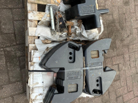 Frontgewichten Case IH 6 x 45 KG Frontgewichten + Middentrekhaak