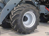 Shovel / Wiellader / Kniklader Giant G2500 HD