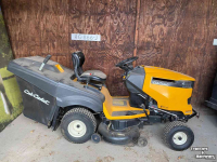 Zitmaaier Cub Cadet XT2