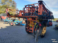Veldspuit Douven Air Jet   GT 4 Veldspuit 27 meter 3200 Liter