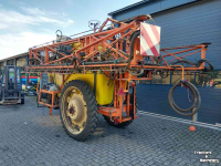 Veldspuit Douven Air Jet   GT 4 Veldspuit 27 meter 3200 Liter