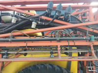 Veldspuit Douven Air Jet   GT 4 Veldspuit 27 meter 3200 Liter