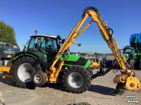 Tractor / Trekker Deutz-Fahr M625 met Herder