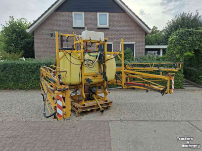 Veldspuit Dubex M8 750liter 24meter