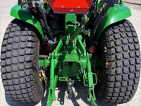 Compact tractor John Deere 3045R