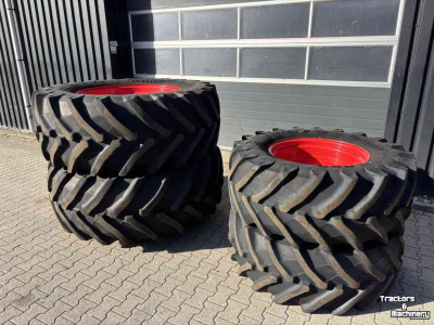 Wielen, Banden, Velgen & Afstandsringen Trelleborg 650/65R38 en 540/65R28 TM800 + Fendt velgen