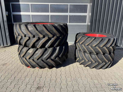 Wielen, Banden, Velgen & Afstandsringen Trelleborg 650/65R38 en 540/65R28 TM800 + Fendt velgen