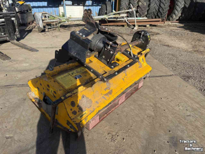 Klepelmaaier  Münthing MUE 160