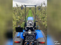 Smalspoor tractor New Holland T4.75V EXPORT
