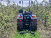 Smalspoor tractor New Holland T4.75V EXPORT