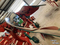 Ploegen Kverneland EG 100 5 schaar ploegen
