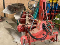 Ploegen Kverneland EG 100 5 schaar ploegen