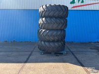 Wielen, Banden, Velgen & Afstandsringen Michelin 480/80R26 XMCL op 12 gaats JCB velgen
