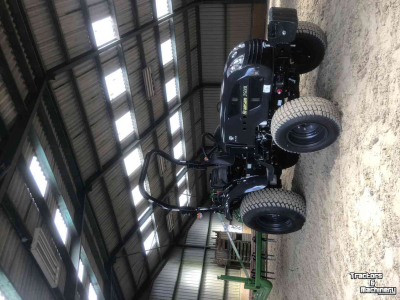 Tractor / Trekker TYM TYM / Branson 2500L - Black edition