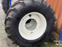 Wielen, Banden, Velgen & Afstandsringen Vredestein 650/65R38 + 540/65R28 100% Traxion 65
