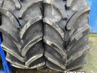 Wielen, Banden, Velgen & Afstandsringen Vredestein 650/65R38 + 540/65R28 100% Traxion 65