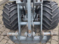 Shovel / Wiellader / Kniklader Giant D337T