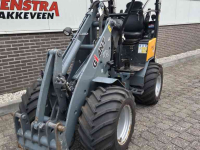 Shovel / Wiellader / Kniklader Giant D337T HD
