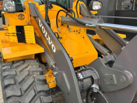 Shovel / Wiellader / Kniklader Volvo L30HS