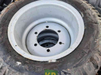 Wielen, Banden, Velgen & Afstandsringen BKT 340/55R16