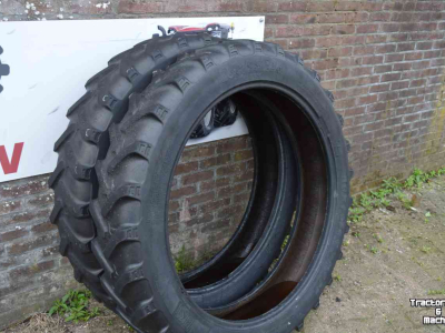 Wielen, Banden, Velgen & Afstandsringen BKT agrimax 230/95r36
