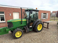 Tractor / Trekker John Deere 5615 v