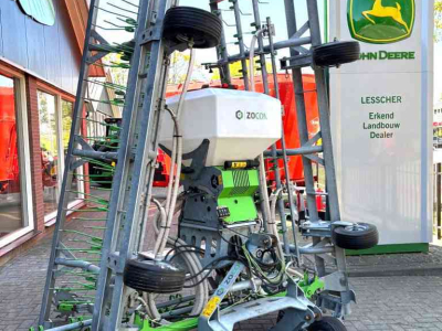 Overige weidebouwmachines en toebehoren Zocon Greenkeeper met Zaaimachine