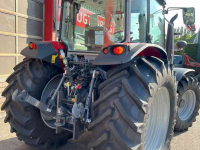 Tractor / Trekker Massey Ferguson 5M.145 Dyna-4 Tractoren