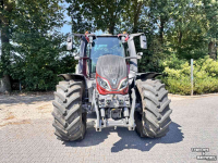 Tractor / Trekker Valtra Q305