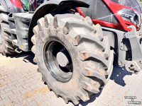 Tractor / Trekker Valtra Q305