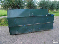 Brandstoftank / Vloeistoftank  dieseltank 2500 L met lekbak