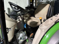 Compact tractor John Deere 3039R Compact Tractor