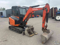 Mini-graver / Mini-graafmachine Kubota KX 027-4