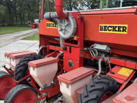 Zaaimachine Becker 6 rijer maiszaaier