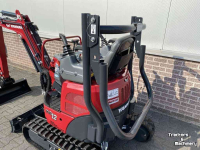 Mini-graver / Mini-graafmachine Yanmar VIO12