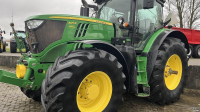 Tractor / Trekker John Deere 6215R