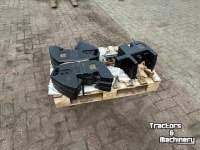 Frontgewichten Case Case IH 6 x 45 KG Frontgewichten + Middentrekhaak