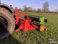 Zaaimachine  Pennen frees met amazone zaaimachine