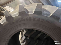 Wielen, Banden, Velgen & Afstandsringen Vredestein Vredestein VF 900/60R42 TRAXION OPTIMALL 189D, TL