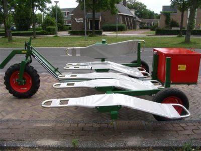 Overige bemesting- en verzorgingsmachines en toebehoren Doornbos Zelfrijdend Wiedbed